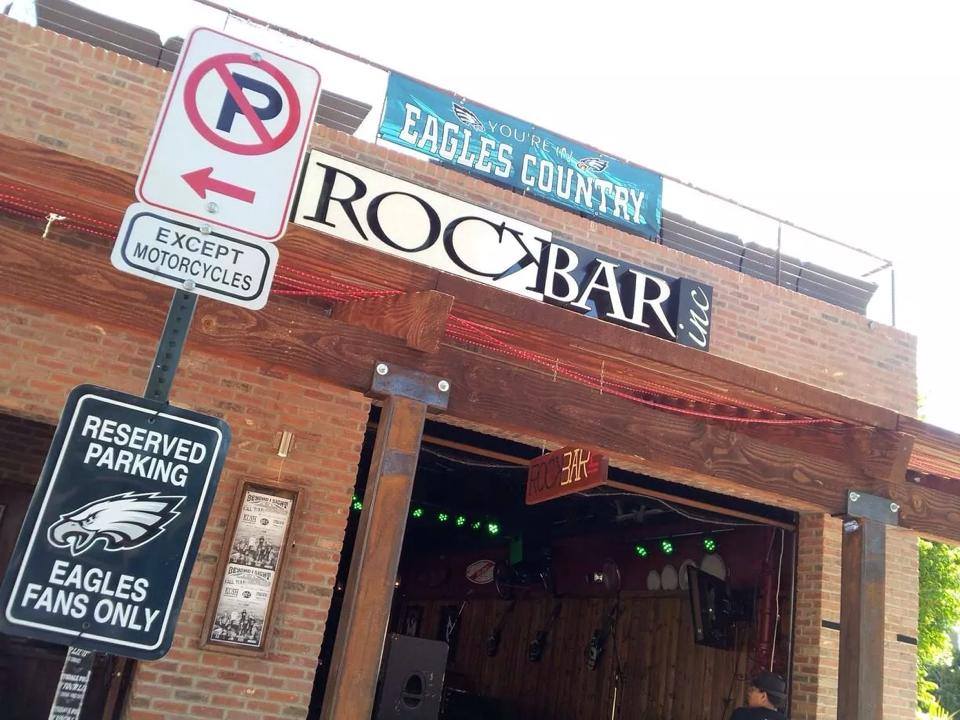 Inside a Scottsdale, Arizona bar there's a Eagles fan club that